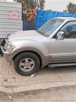 ميتسوبيشي باجيرو